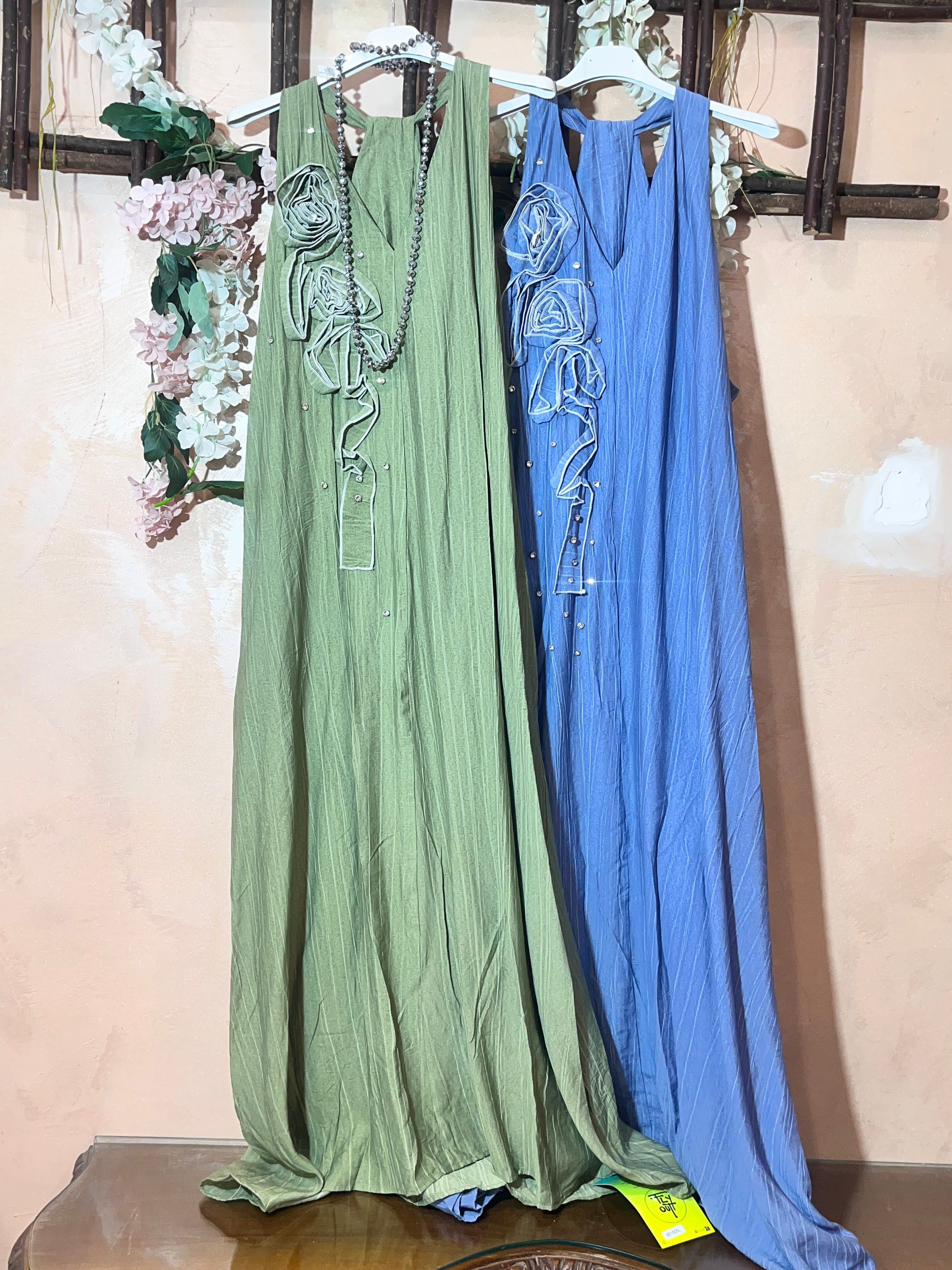 Vestito con fiori
