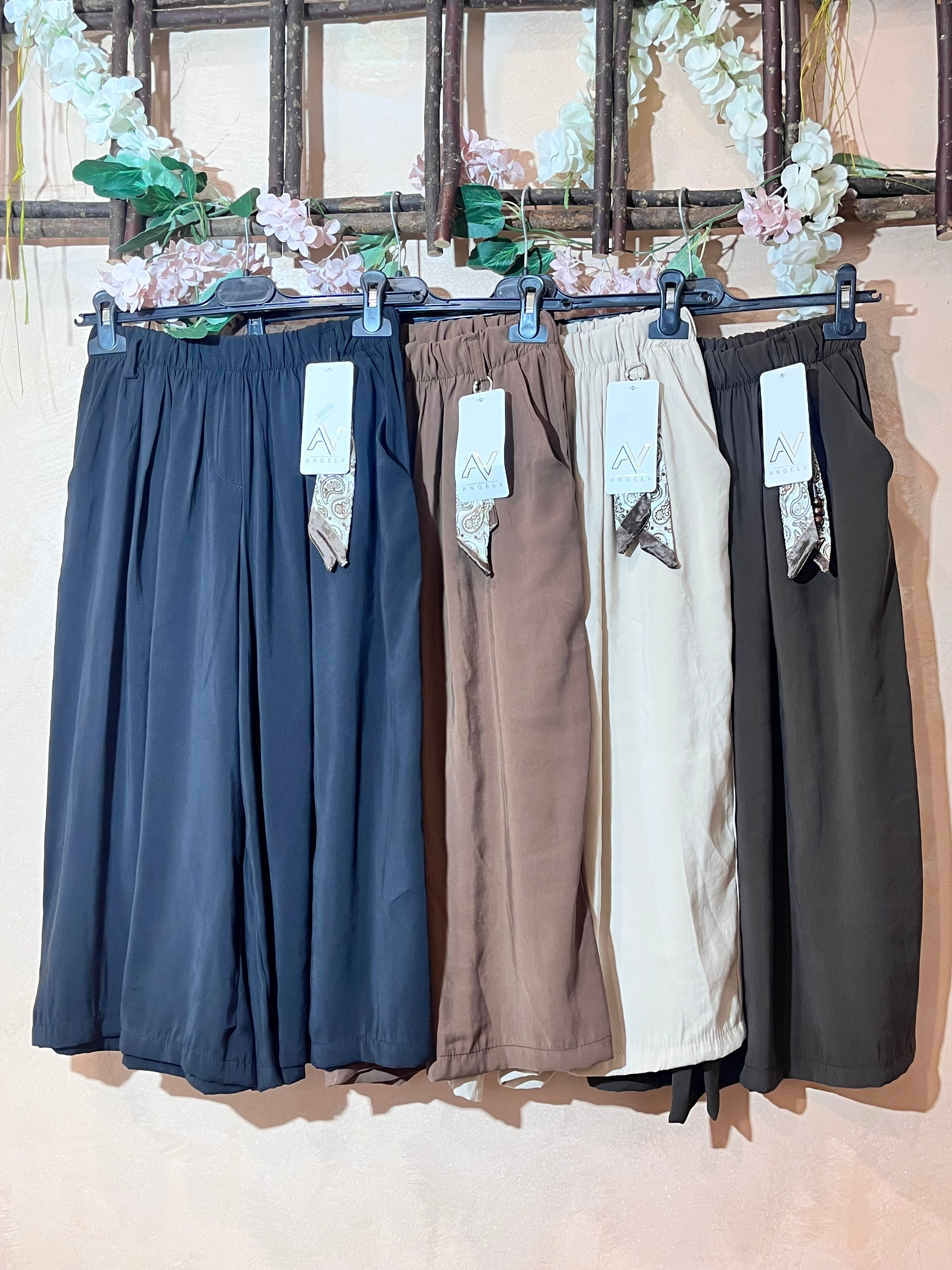 Pantalone Laura