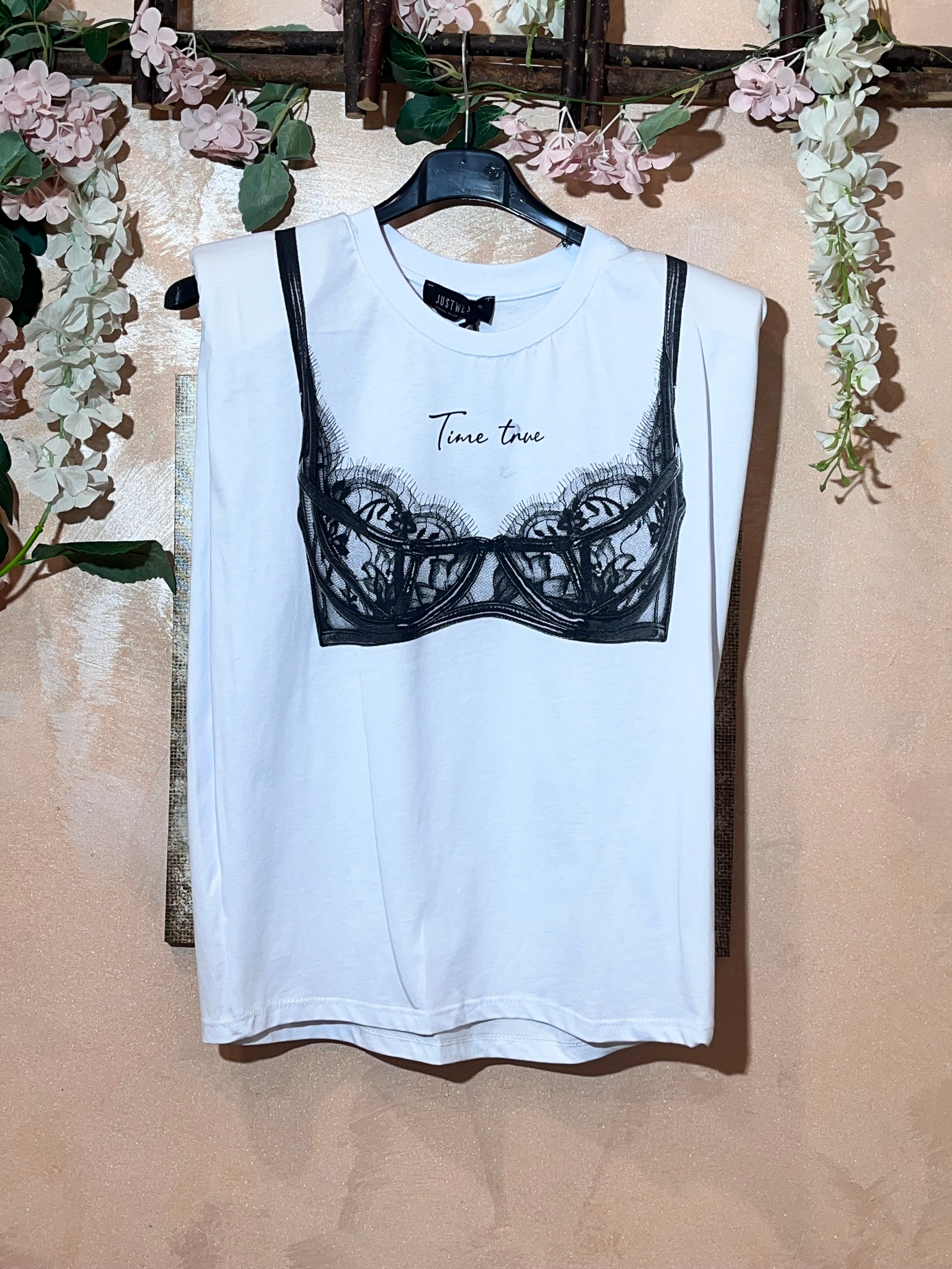 T-shirt Time🖤