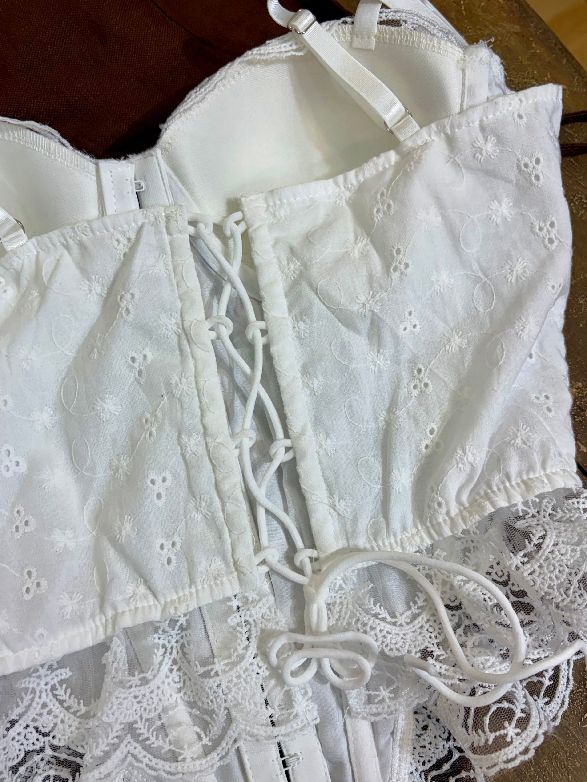 Top White🤎
